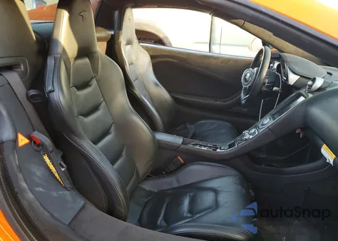 2015 Mclaren Automotive 650S Spider z USA, uszkodzony, nr VIN SBM11FAA9FW004945